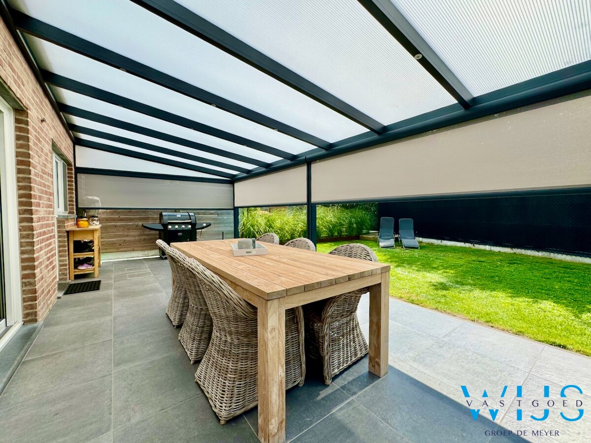 Prachtig woonhuis in een rustige woonwijk ! 