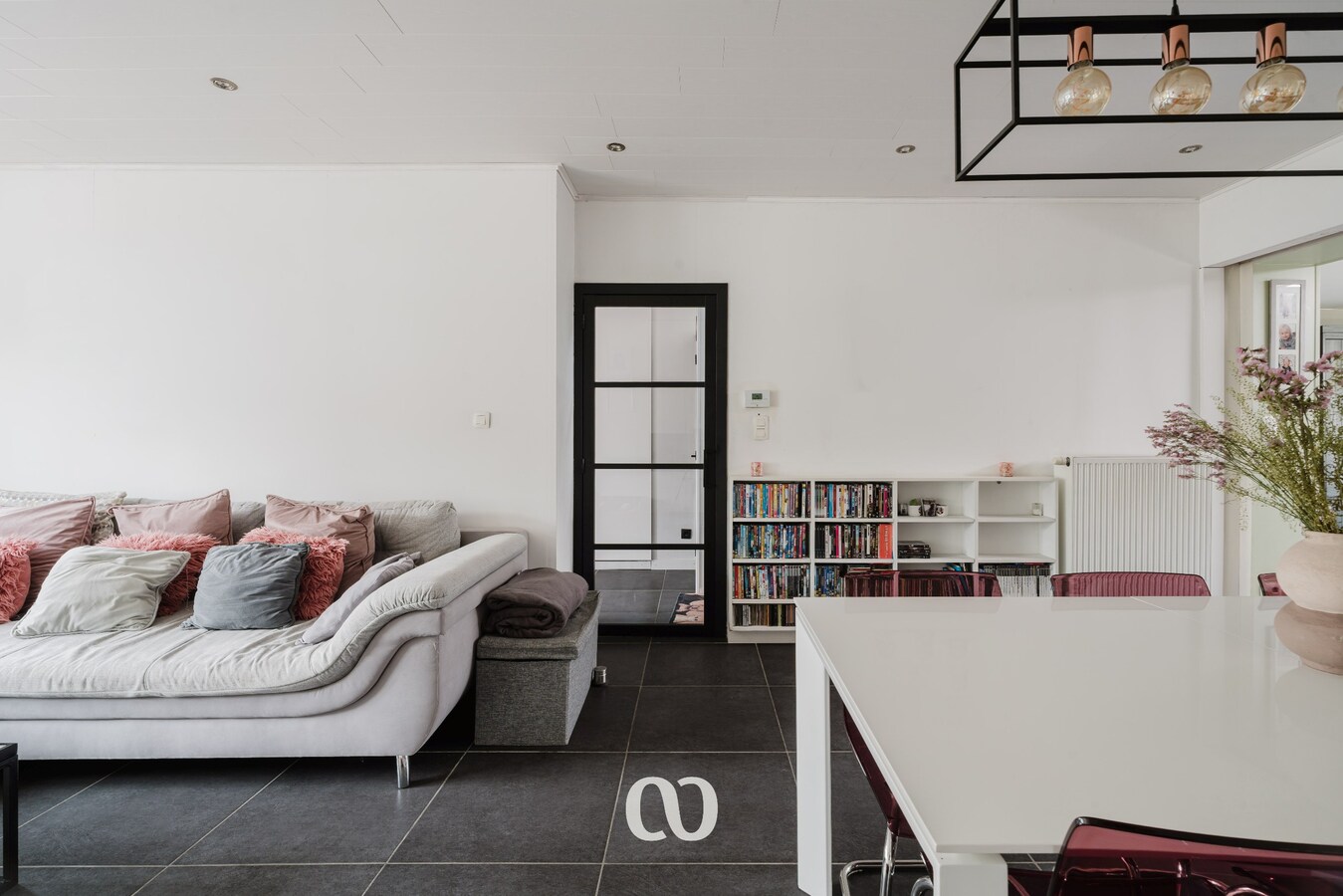 Recent gerenoveerde woning met 4 slaapkamers in hartje Brakel 