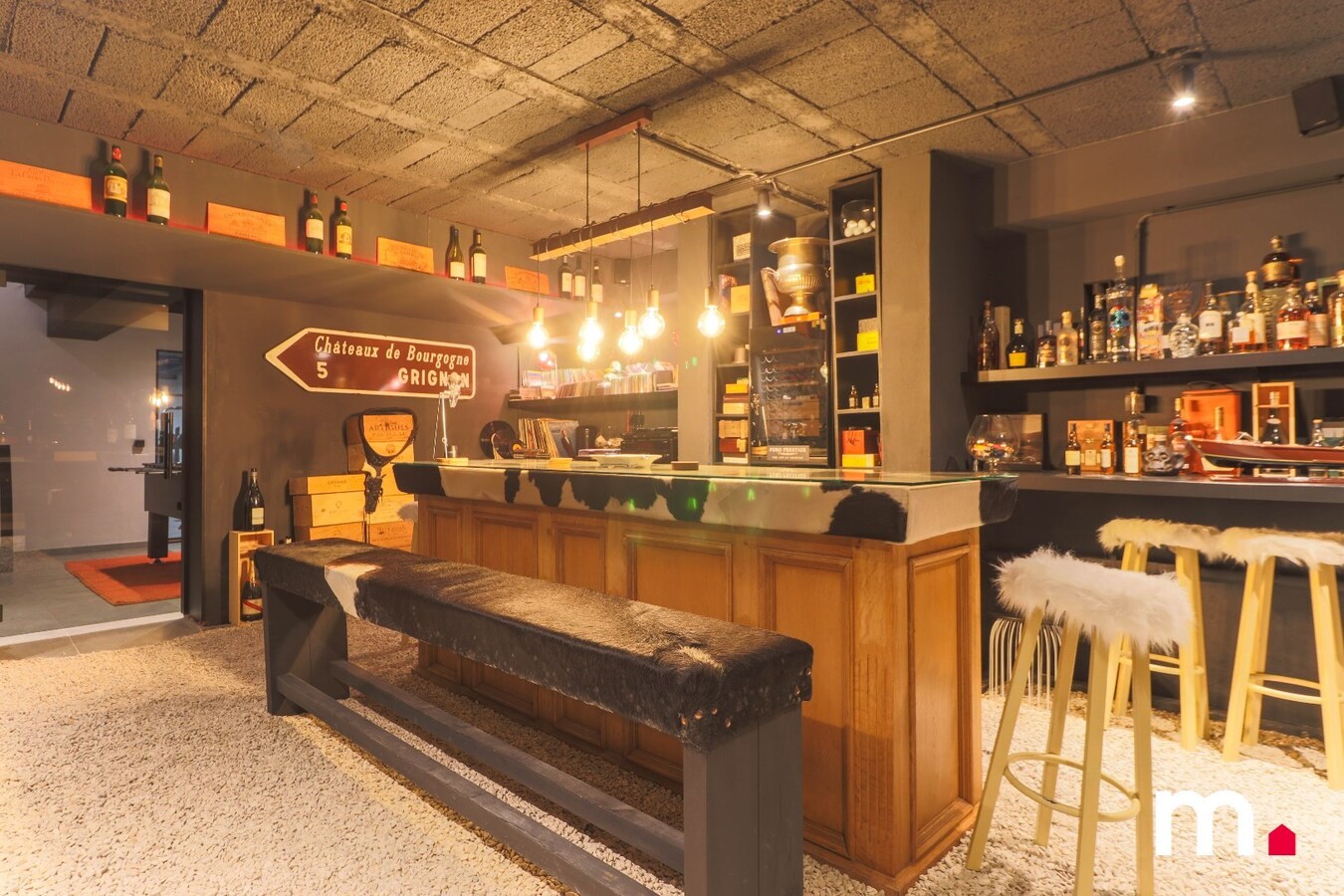 Sublieme Villa met 5 slaapkamers en Zwembad te Kortrijk ! 