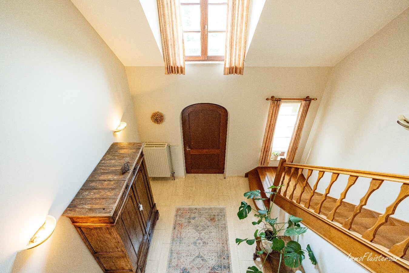 Prachtige villa met een ruim stalgebouw op ca. 2,2 ha te Dilsen-Stokkem 