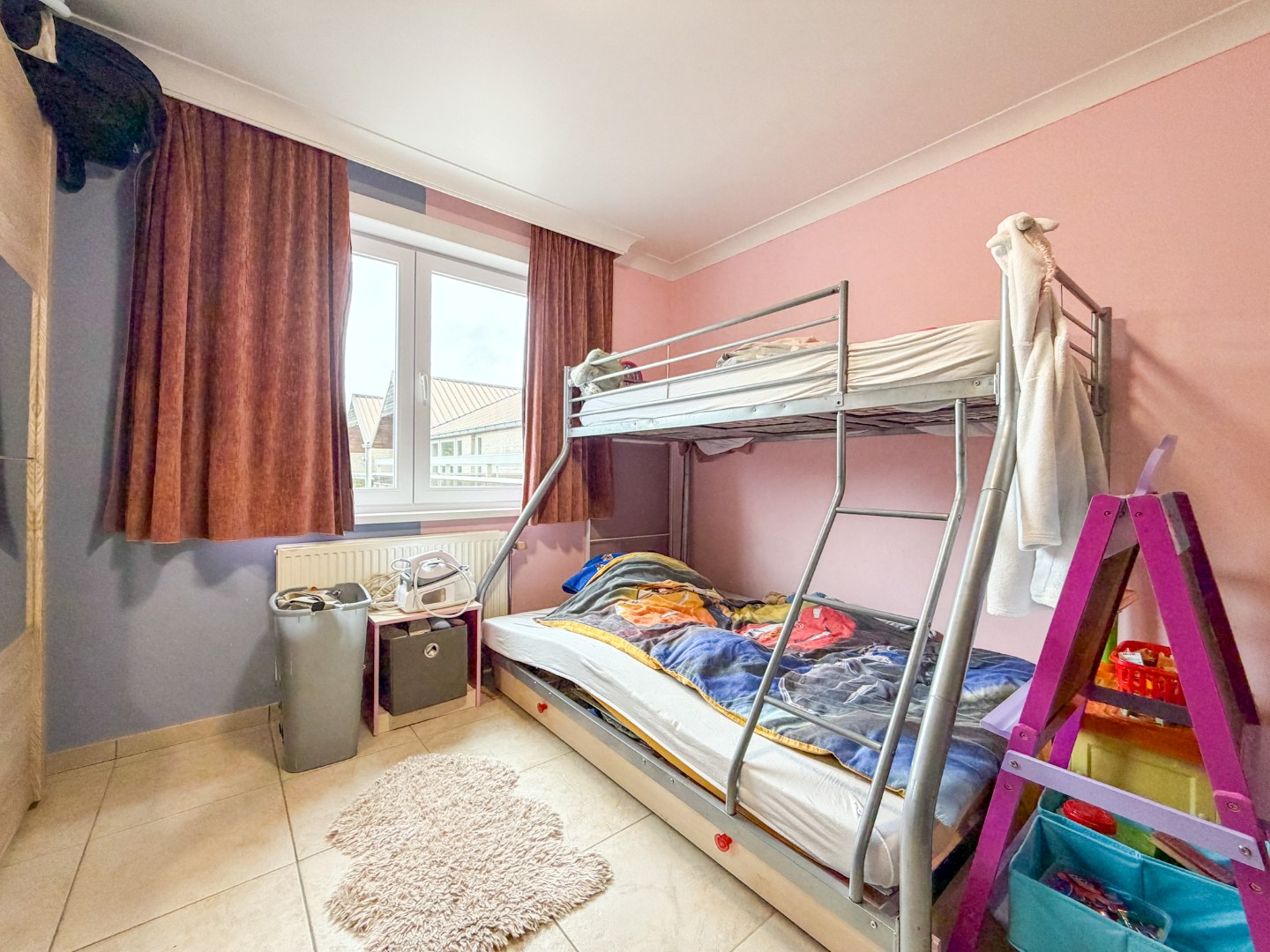 Energiezuinig 2-slp appartement (88 m²) met groot terras, Eernegem. 