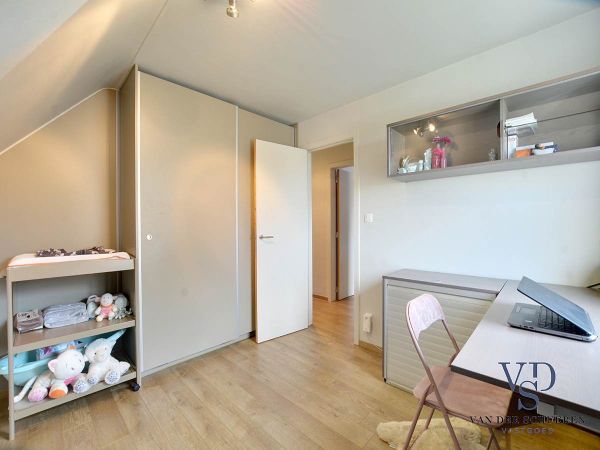 Eigentijdse, energiezuinige Open Bebouwing. Tijdloos én praktisch ! 