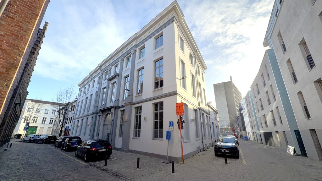 Charmante kantoren te huur in het Gildepand te Gent-centrum