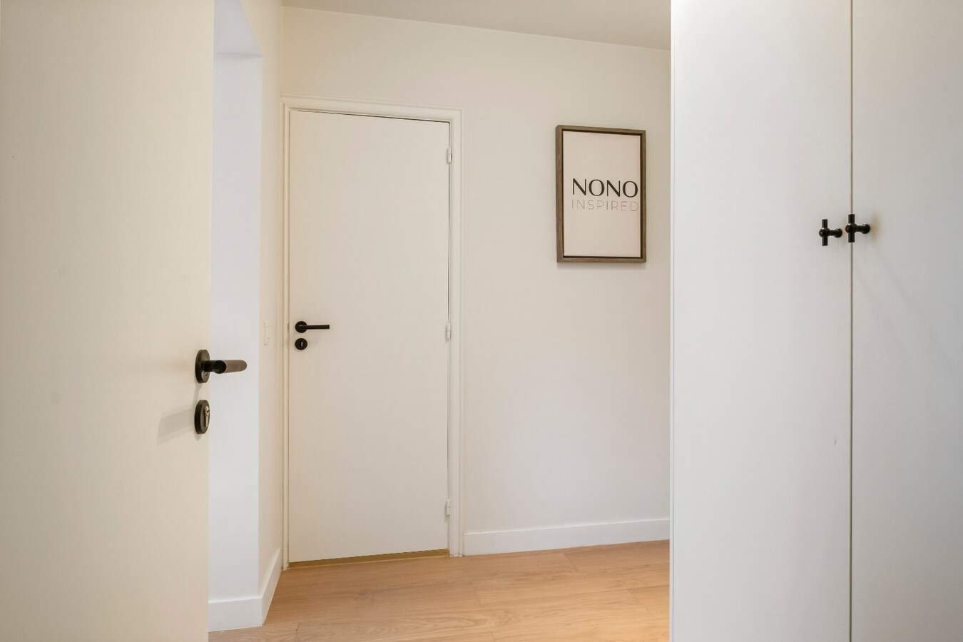 TOPLIGGING : Gelijksvloers appartement met 2 terrassen nabij de Leie te Kortrijk ! *** NONO INSPIRED *** 