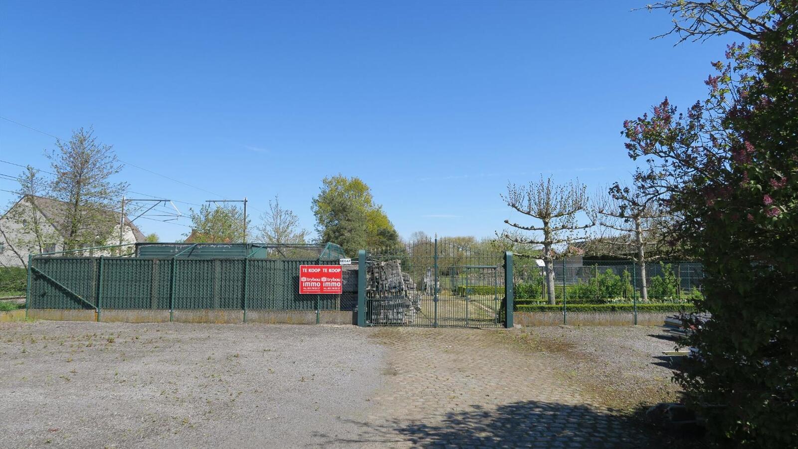 Ruim perceel grond van 3984m² 