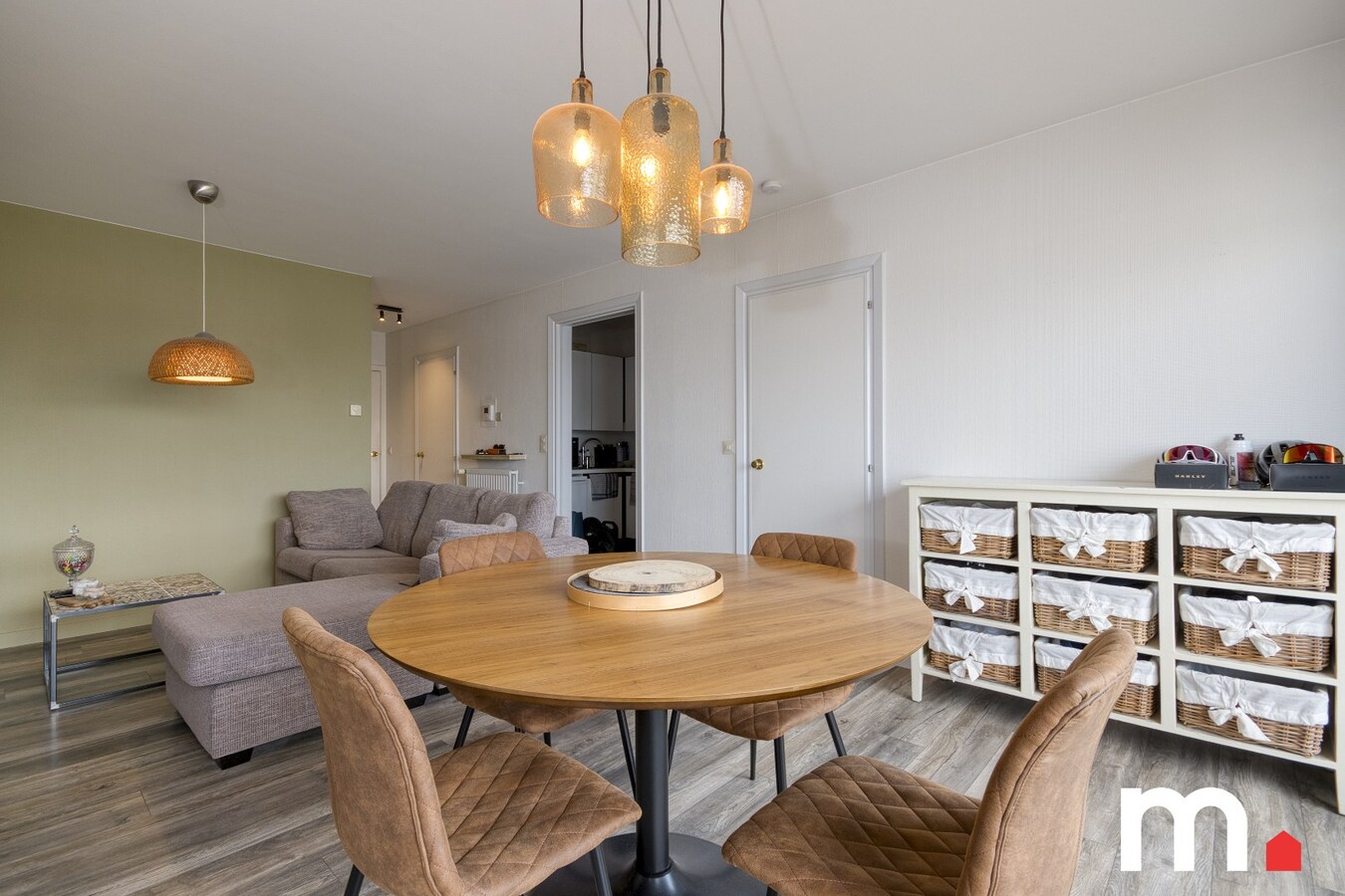 Lichtrijk instapklaar appartement  te Roeselare! INVESTERINGSOPPORTUNITEIT ! 
