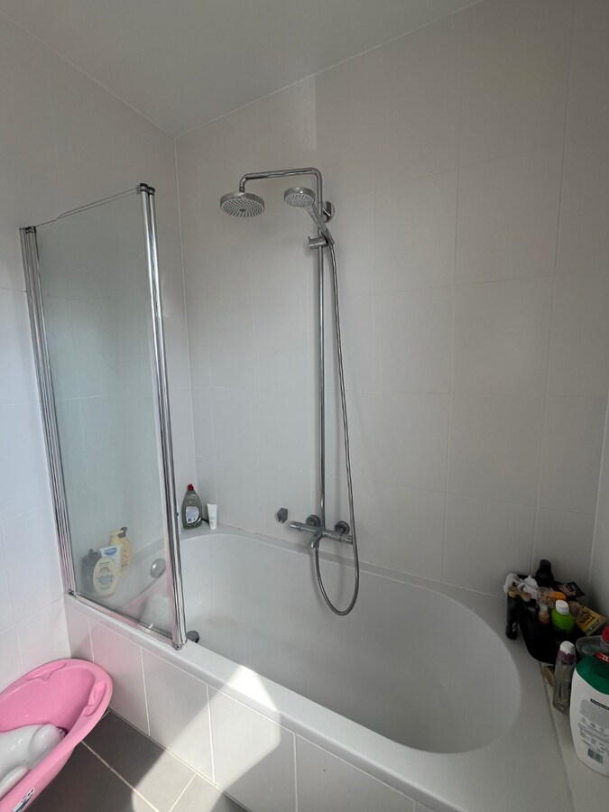 Aangenaam 1-slpk-appartement met terras en garage. 