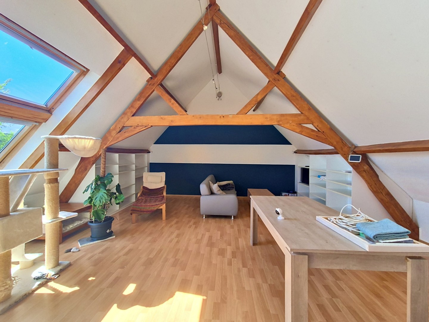 Duplex met 2 slaapkamers &amp; bureau 