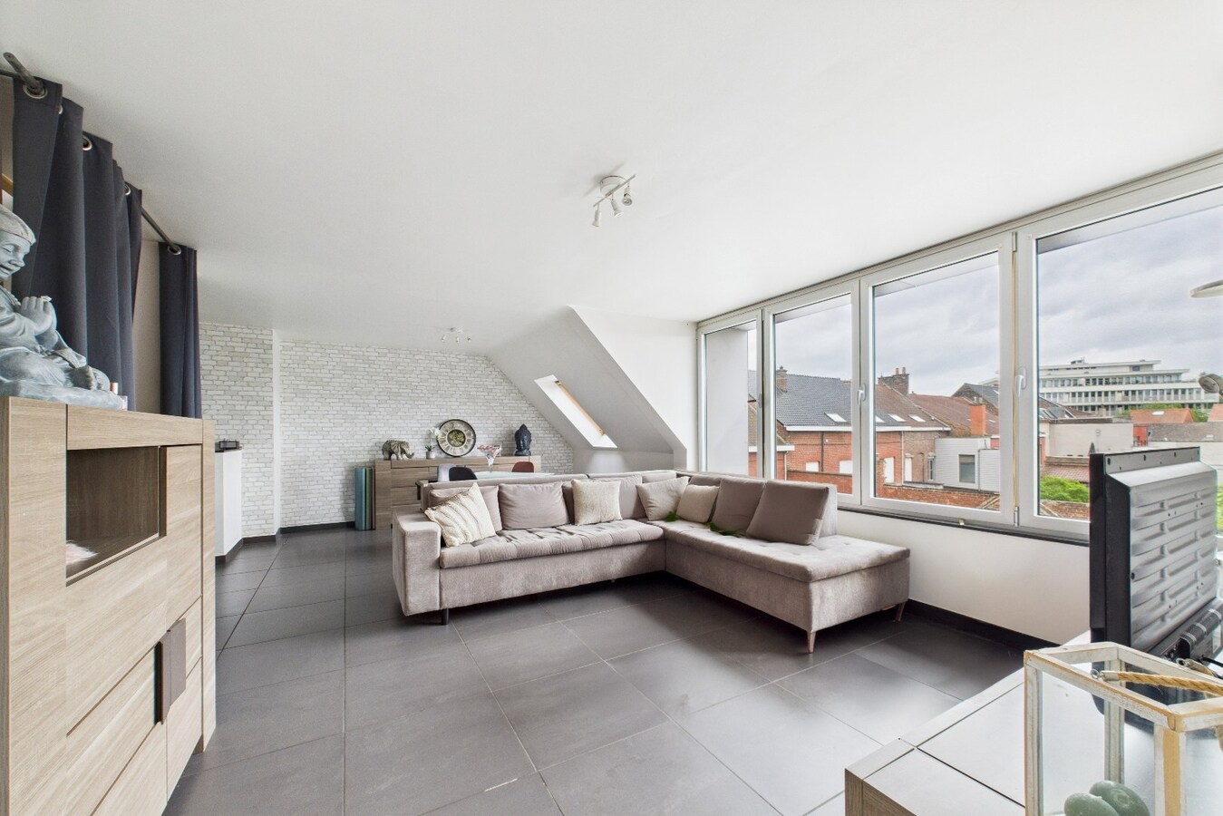 Appartement moderne "DUPLEX" en plein centre-ville, possibilité garage. IDEAL INVEST ! 