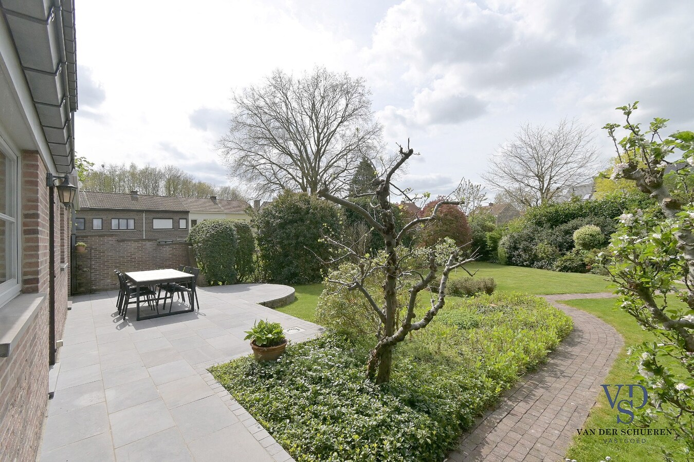 Gezellig en rustig wonen in hartje Gavere. 