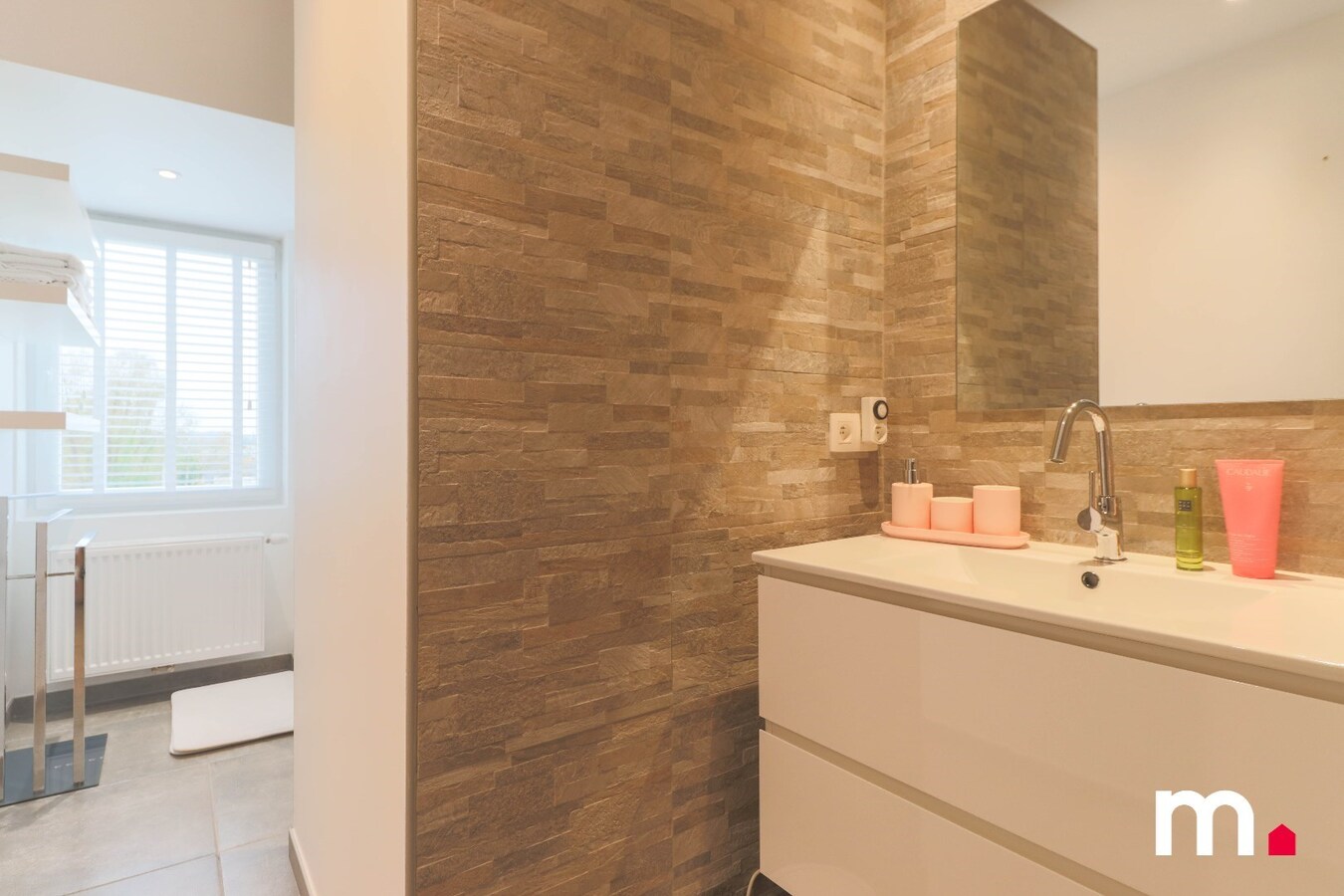 Sublieme Villa met 5 slaapkamers en Zwembad te Kortrijk ! 