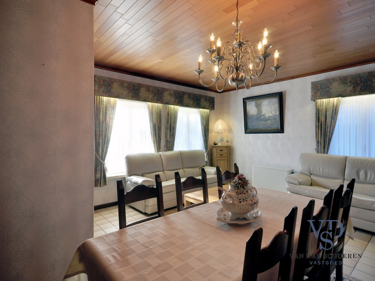 Uitstekend gelegen bungalow met 3 slaapkamers ! 