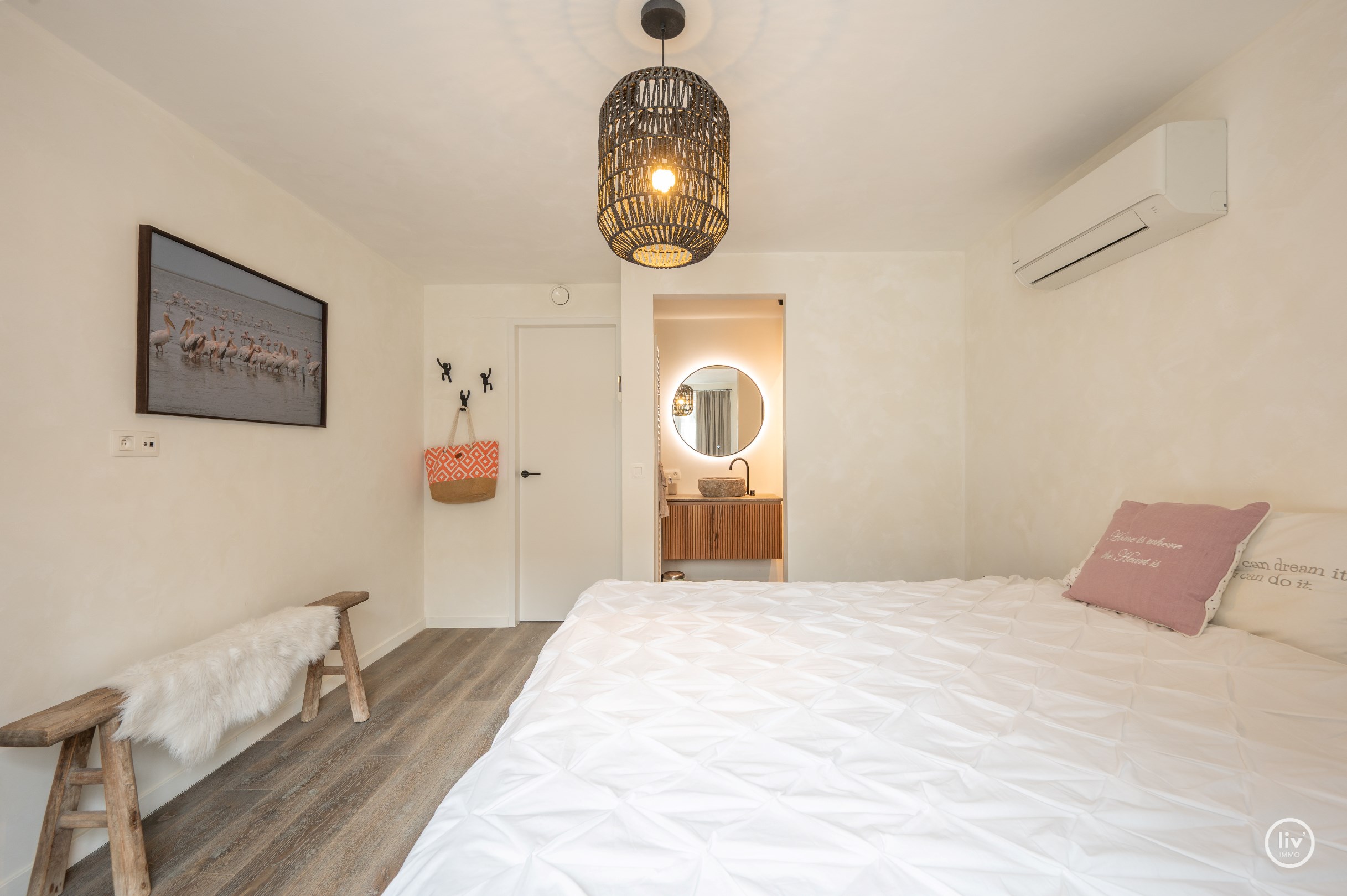 Luxueuze mezzanine van ca. 215 m² met open zichten op toplocatie in Duinbergen 