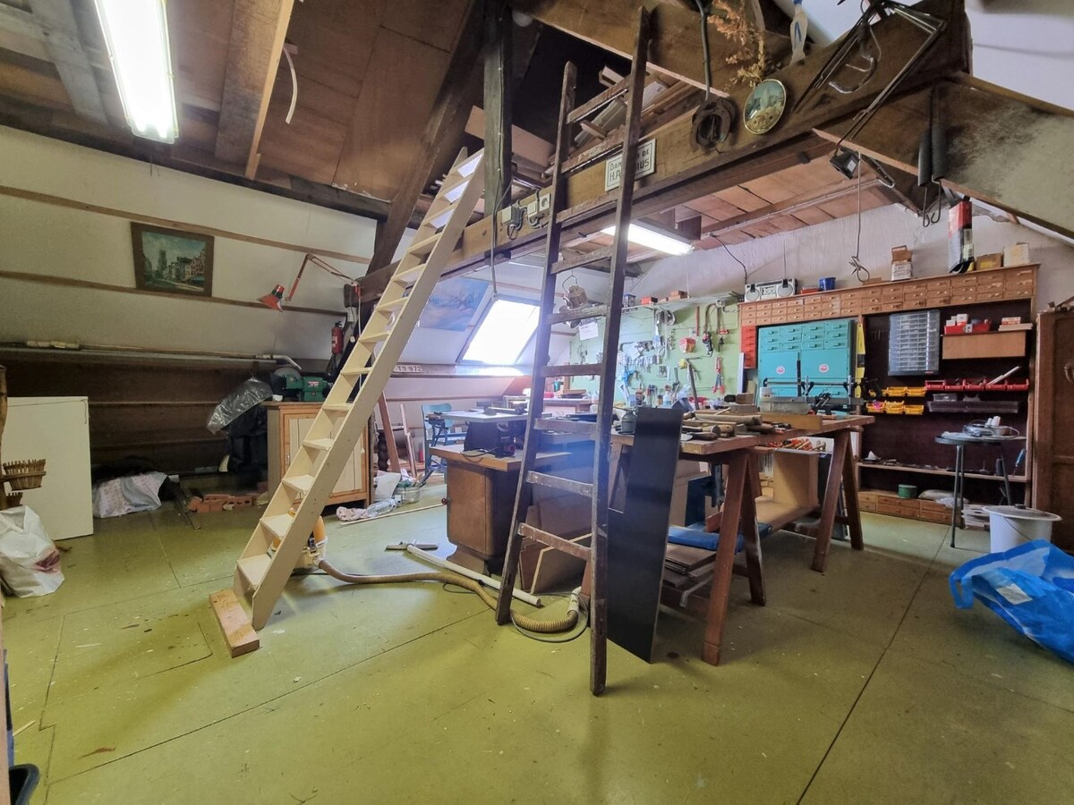 Betaalbare en instapklare woning zeer centraal gelegen te Heist 