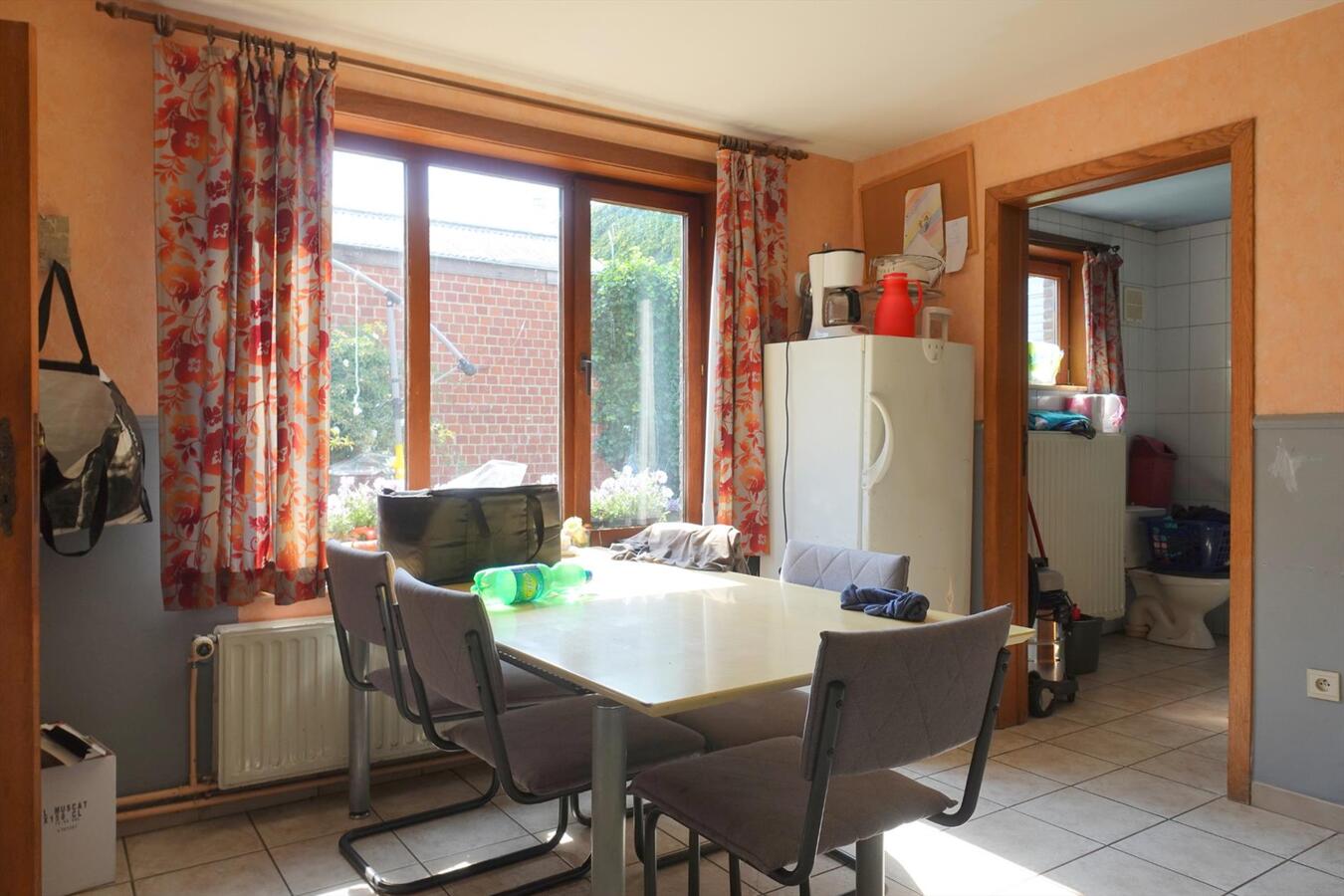 Ruime woning in centrum Jabbeke 