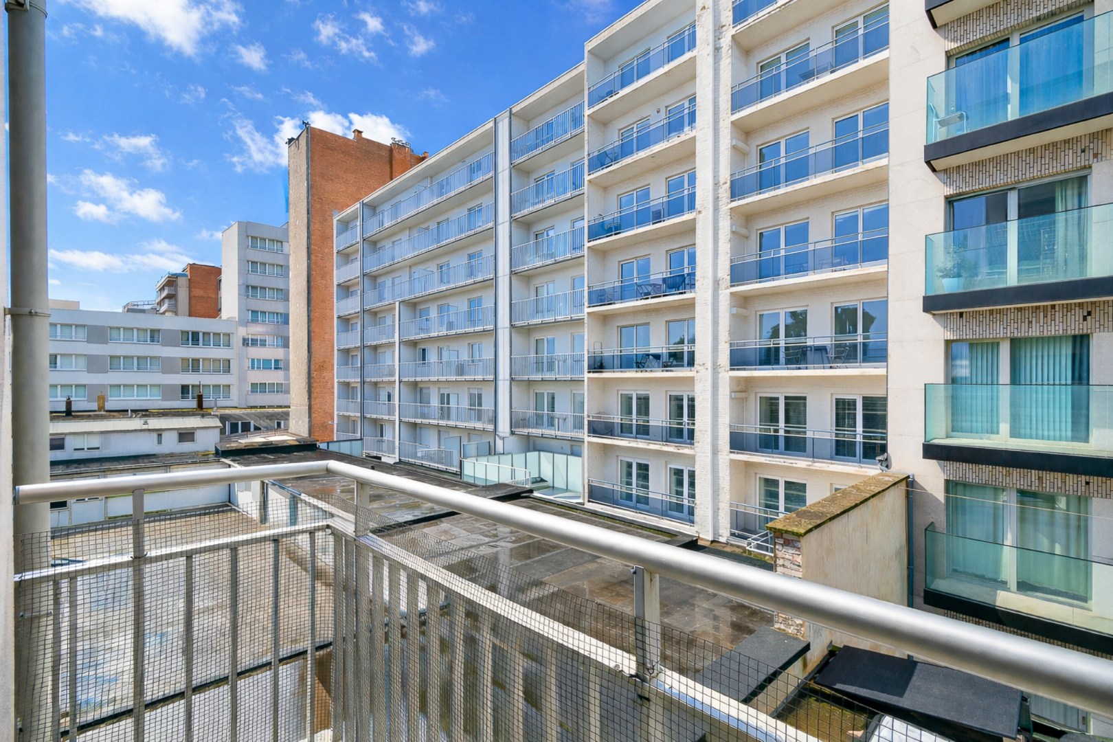 Appartement met 2 kamers en 2 terrassen 