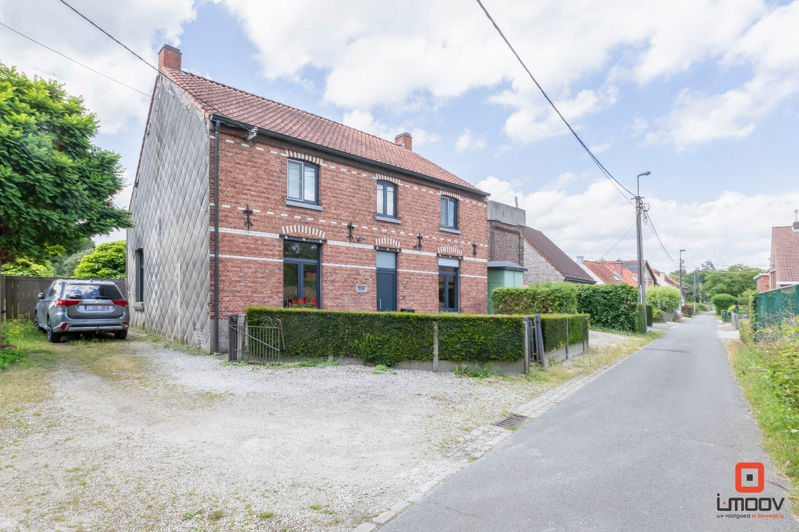 Charmante, instapklare woning met grote stadstuin in Deinze! 