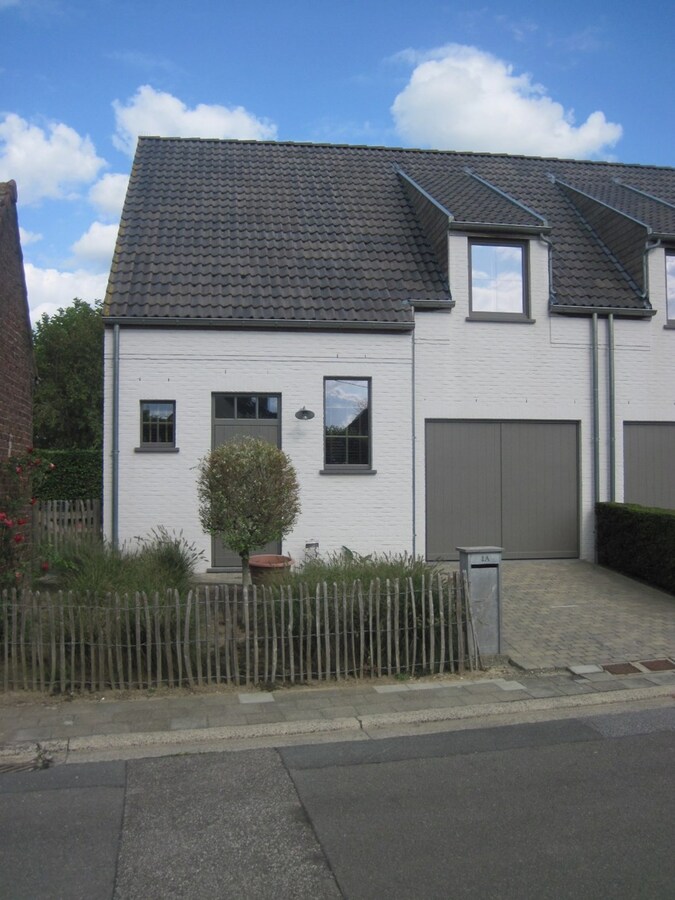 Tijdloos wonen in hartje Semmerzake. 