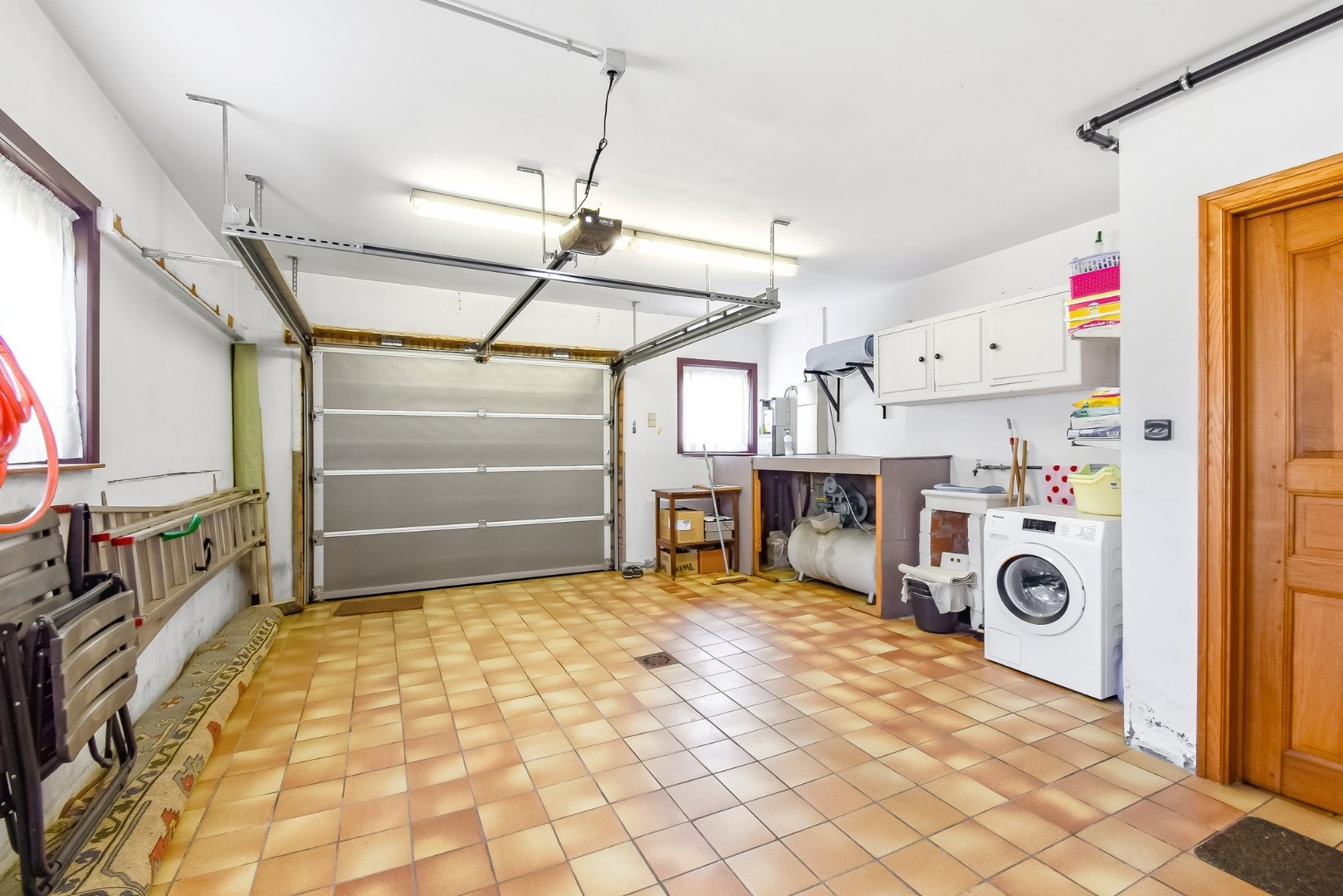 Ruime villa met 4 slaapkamers 
