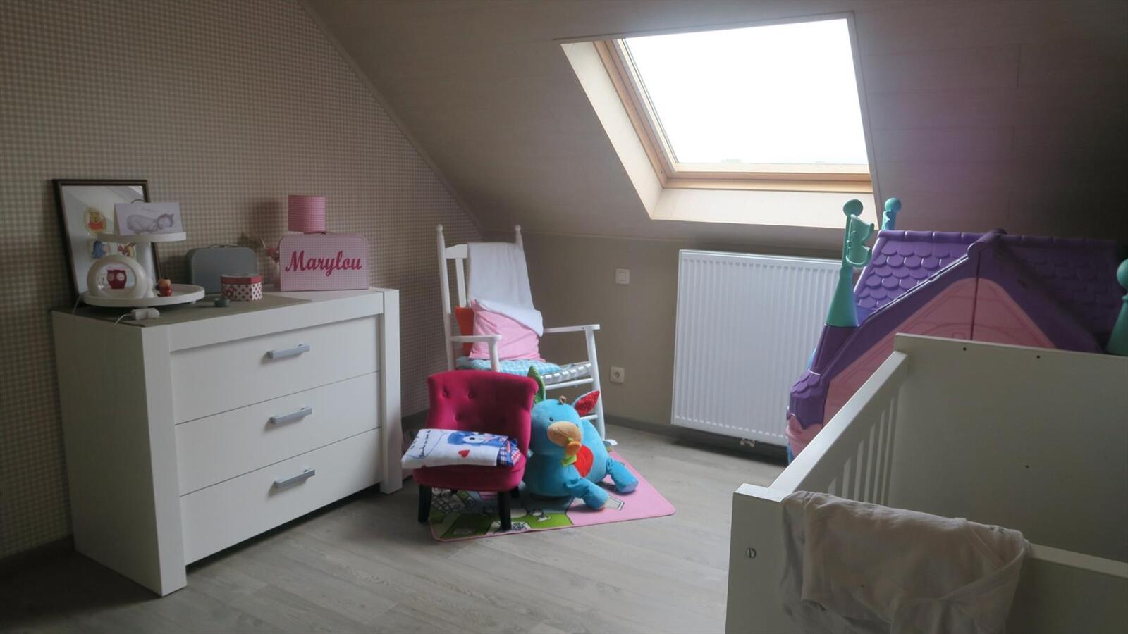 Recente halfopen woning (2012) in rustige woonwijk 