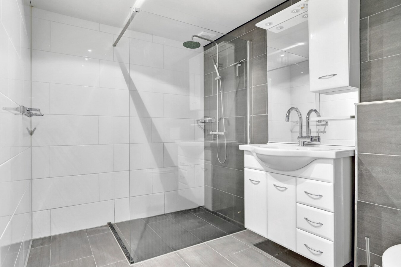 BINNENKORT IN VERKOOP 