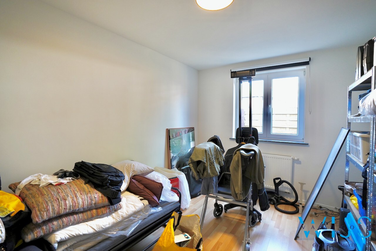 Gelijkvloers tweeslaapkamer appartement in hartje Ertvelde! 