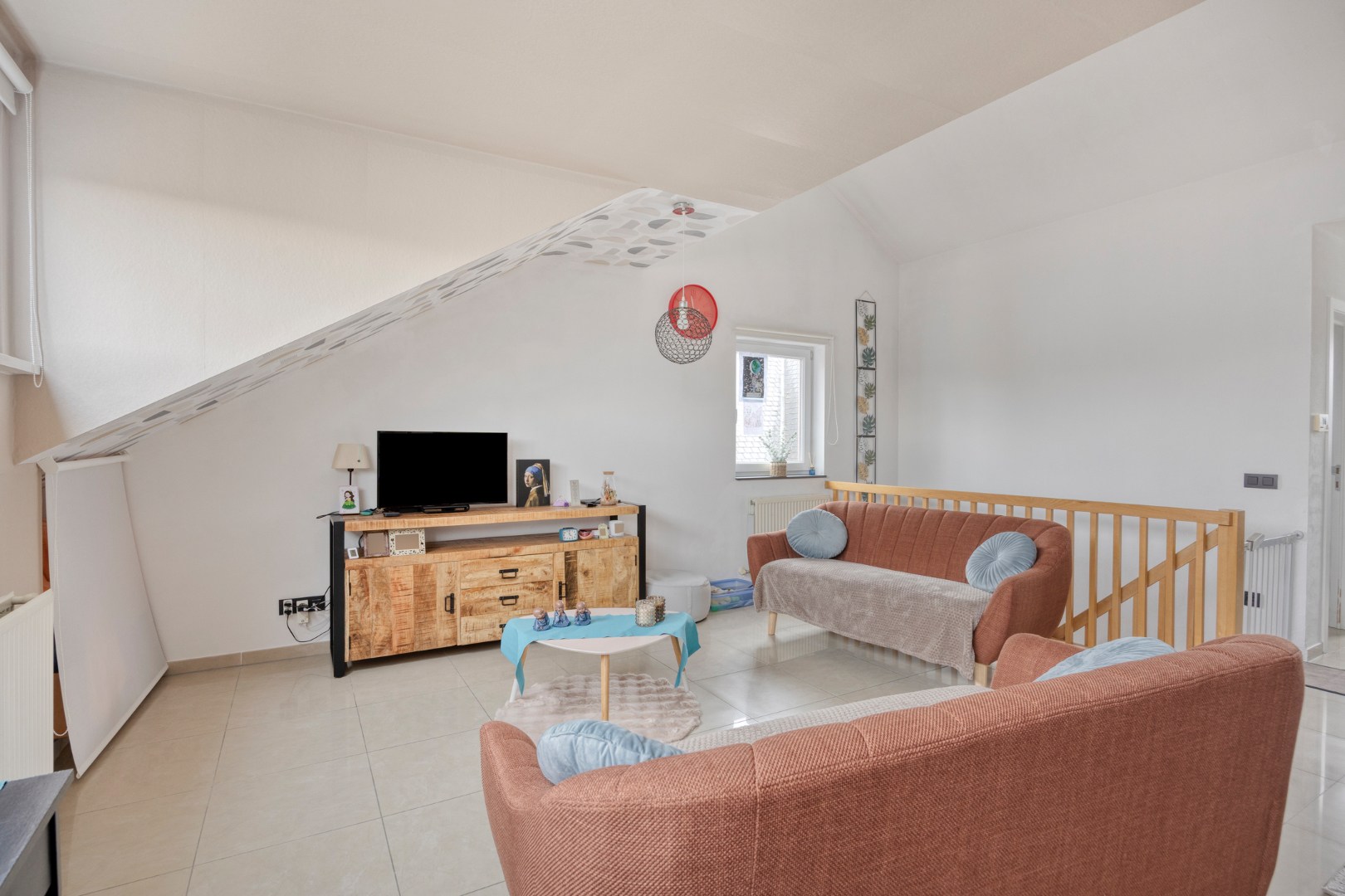 Instapklaar duplex appartement met 2 slpk. in het centrum van Sint-Jozef-Olen 