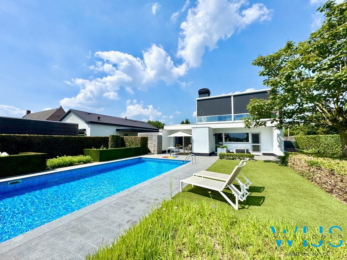 Prachtige eigendom op een schitterende locatie te ERTVELDE ! 