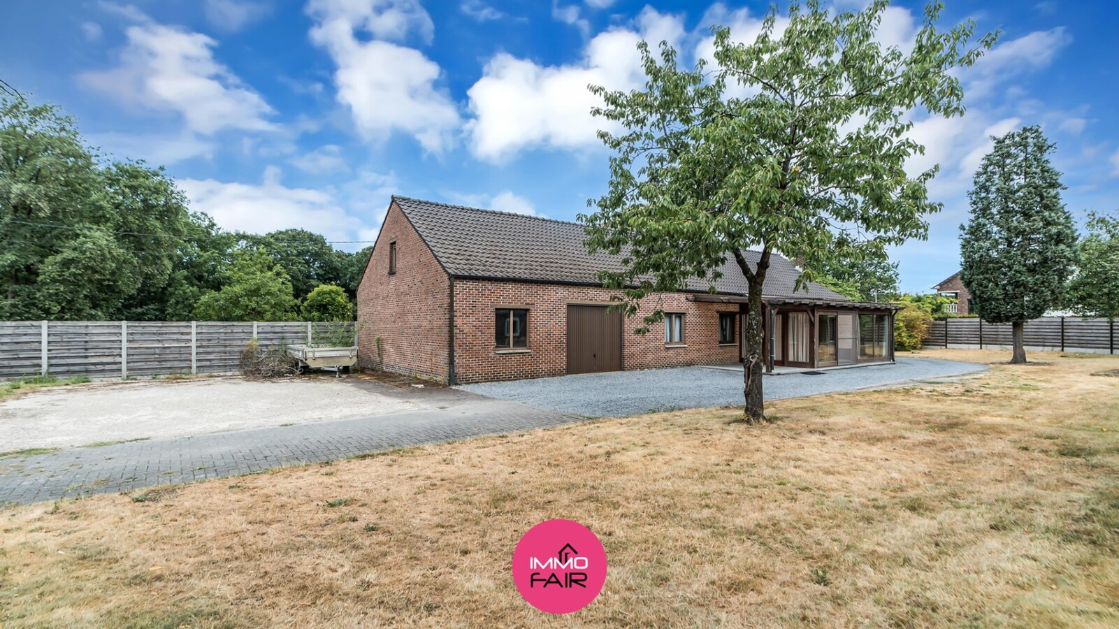 Residentieel gelegen bungalow op 1.500 m² 