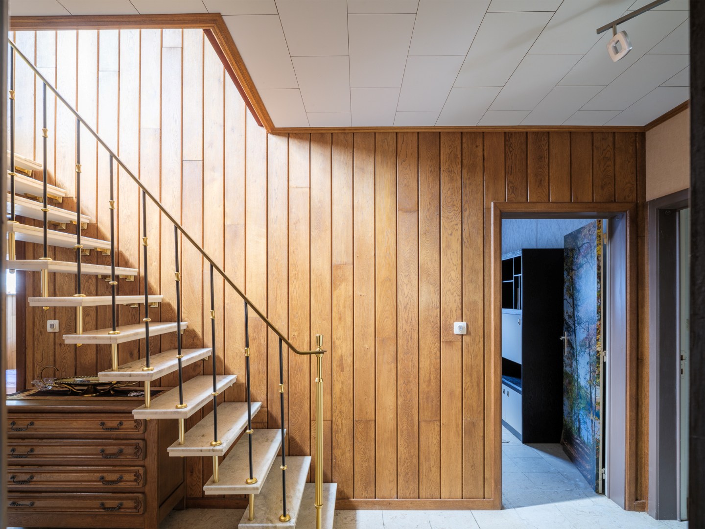 Vrijstaande woning met 4 slpk. in een oase van rust 