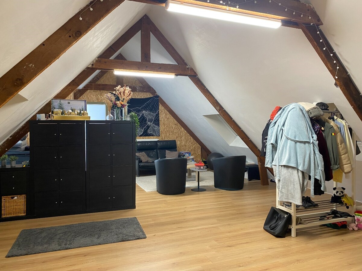 Ruime woning met garage pal in het centrum van Ieper 