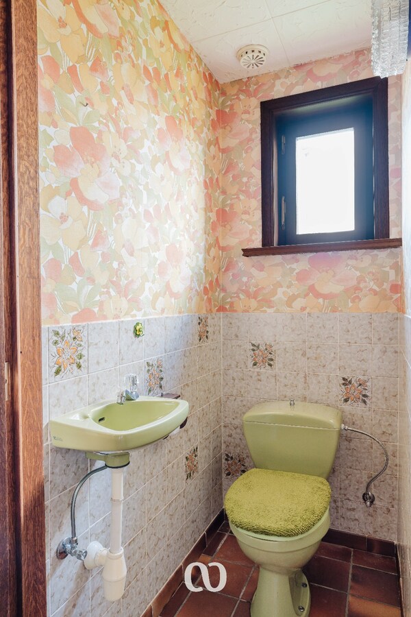 Prachtig gelegen gezinswoning met tuin en uitzicht in het centrum van Etikhove 