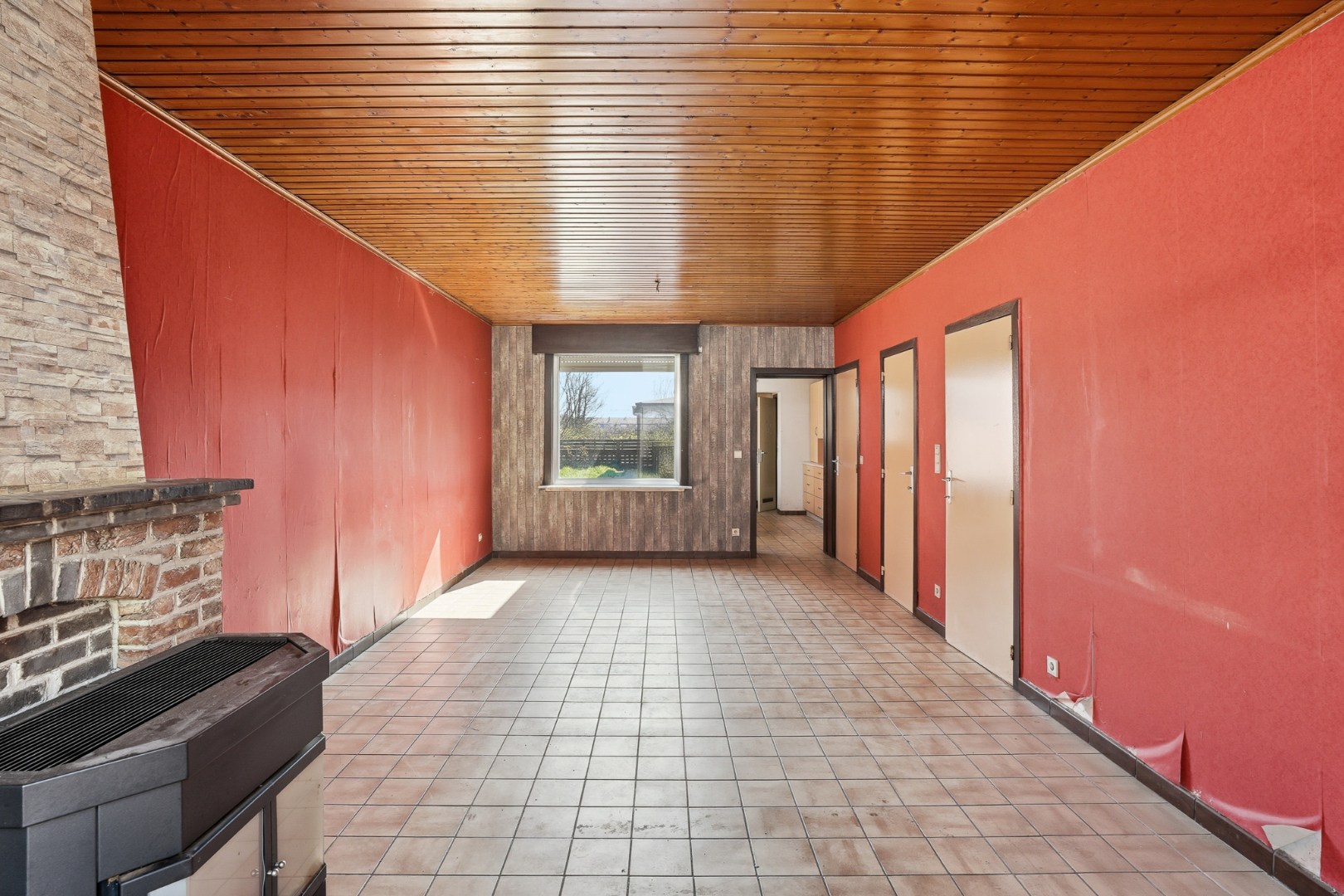 Te renoveren woning in centrum Eernegem 