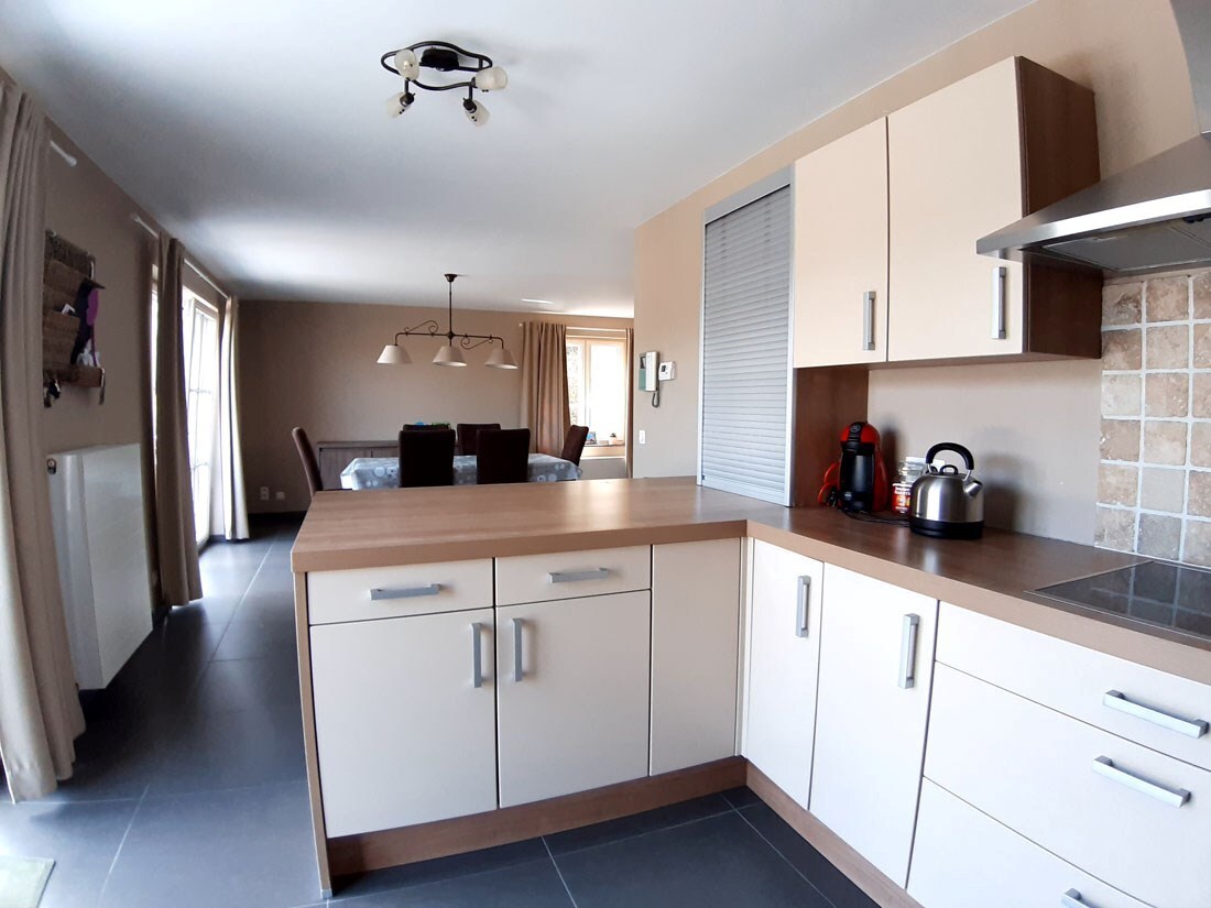 Zeer ruim drie slaapkamer appartement te Lommel 