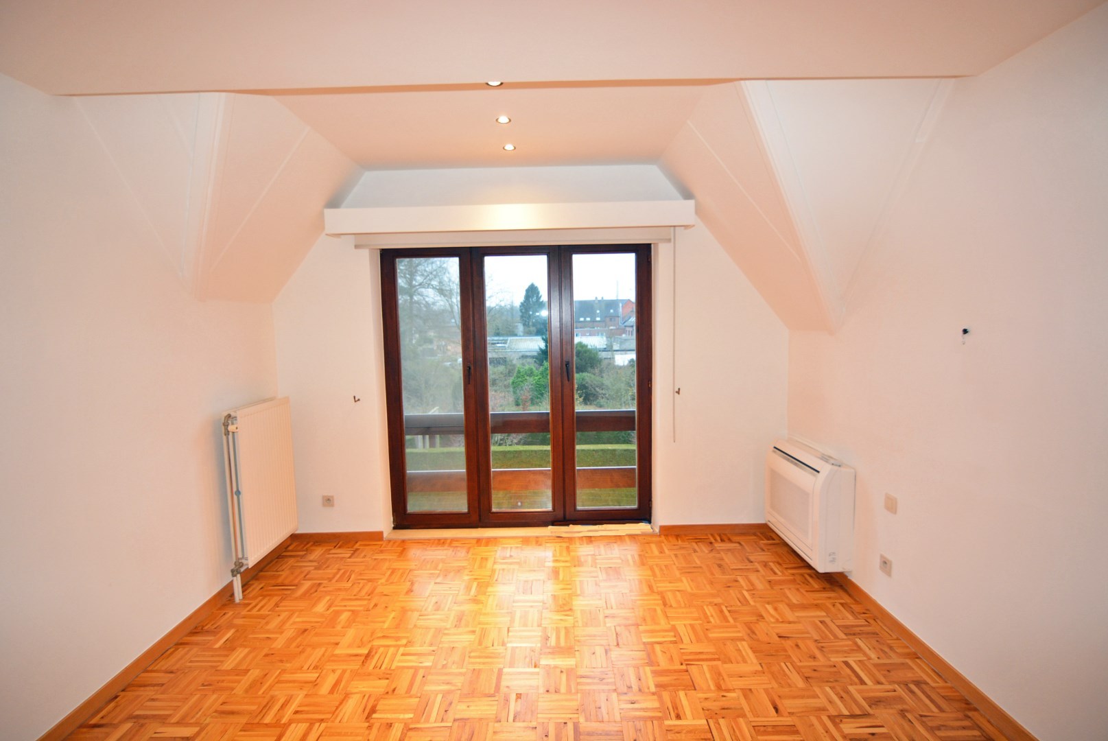 Energiezuinig appartement (113m²) met 3 slpks, terras en garage. 