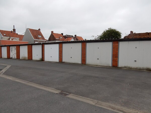 Verhuurd Garage te Izegem