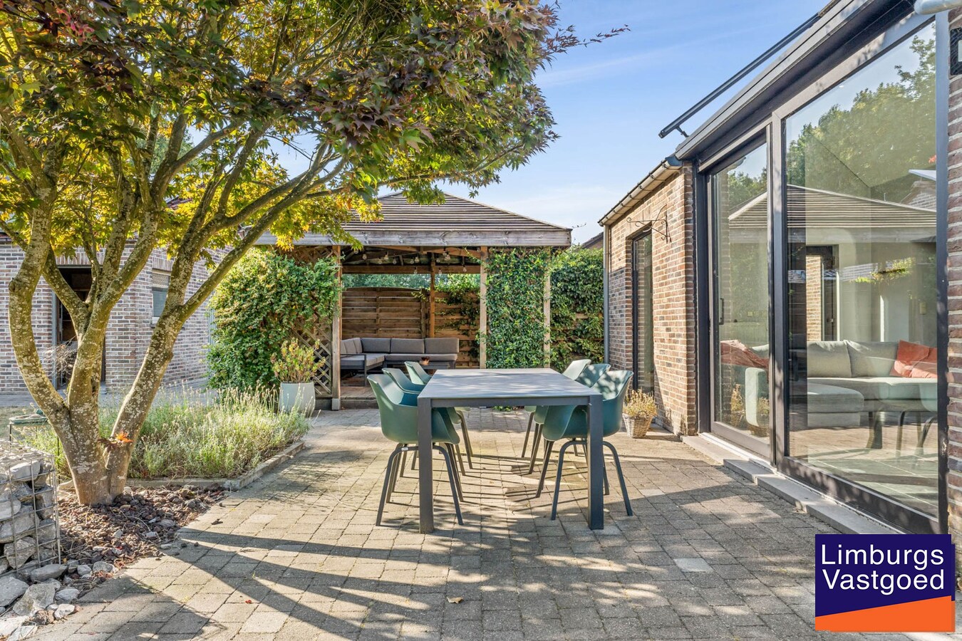 Mooie gezinswoning, 3 slpk, op een zuidwest gericht perceel van 7a87ca 