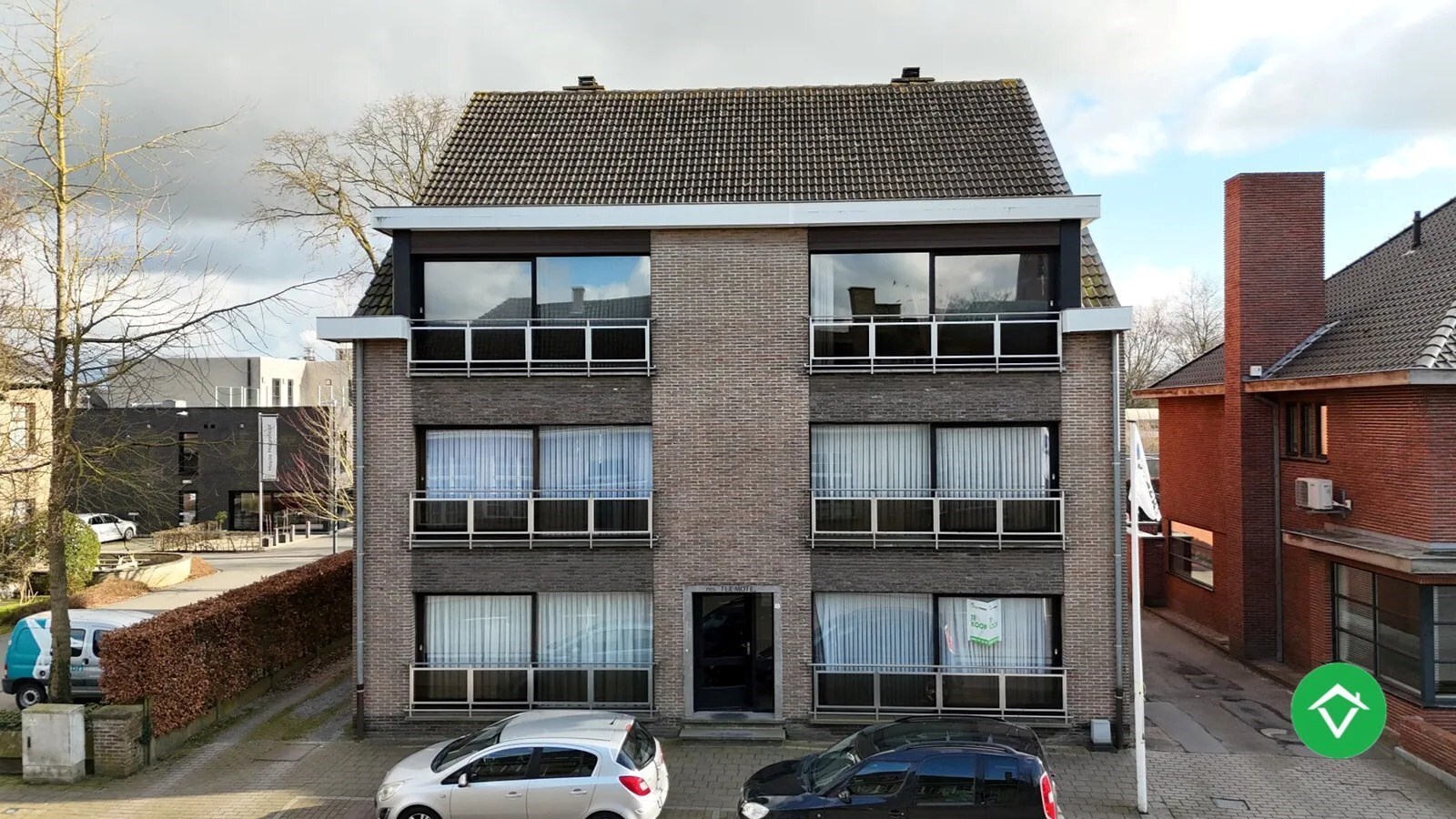Appartement met 2 slaapkamers en garage in centrum Koekelare 