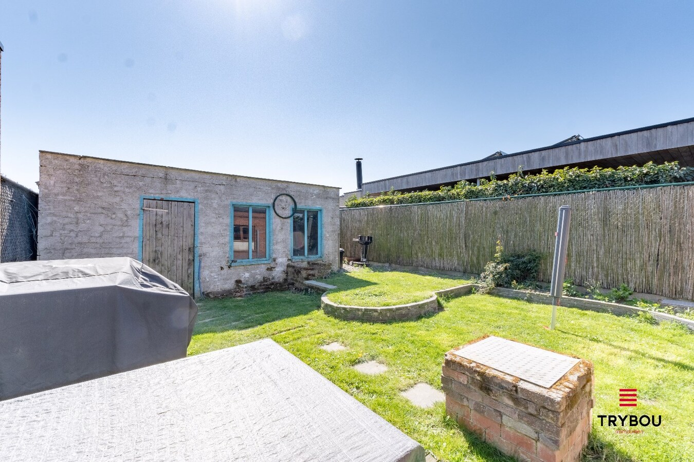 Instapklare woning met 2 slaapkamers, garage en tuin 