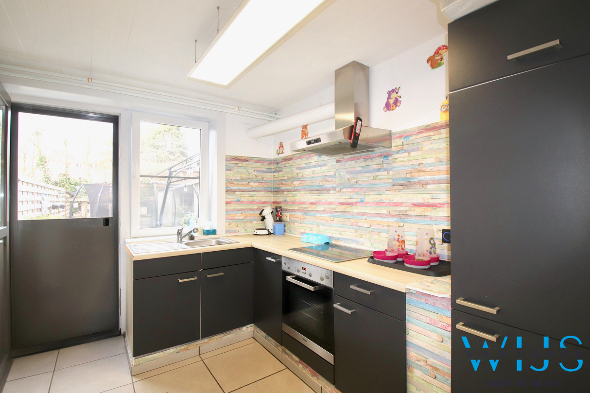 Instapklare bel-étage in HOB te Zelzate ! 