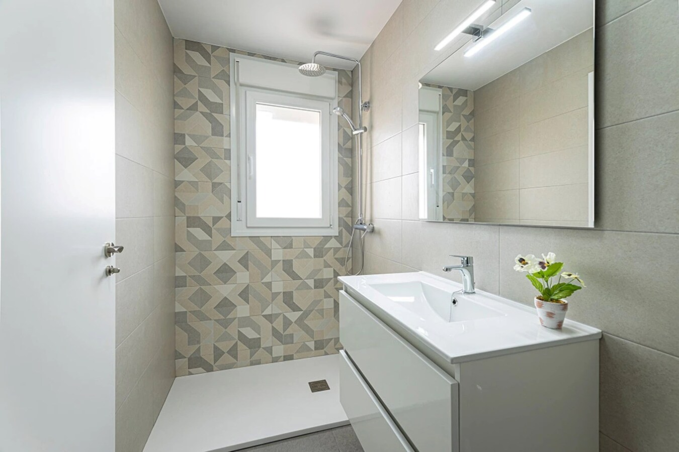 Modern appartement aan de zee in La Manga 