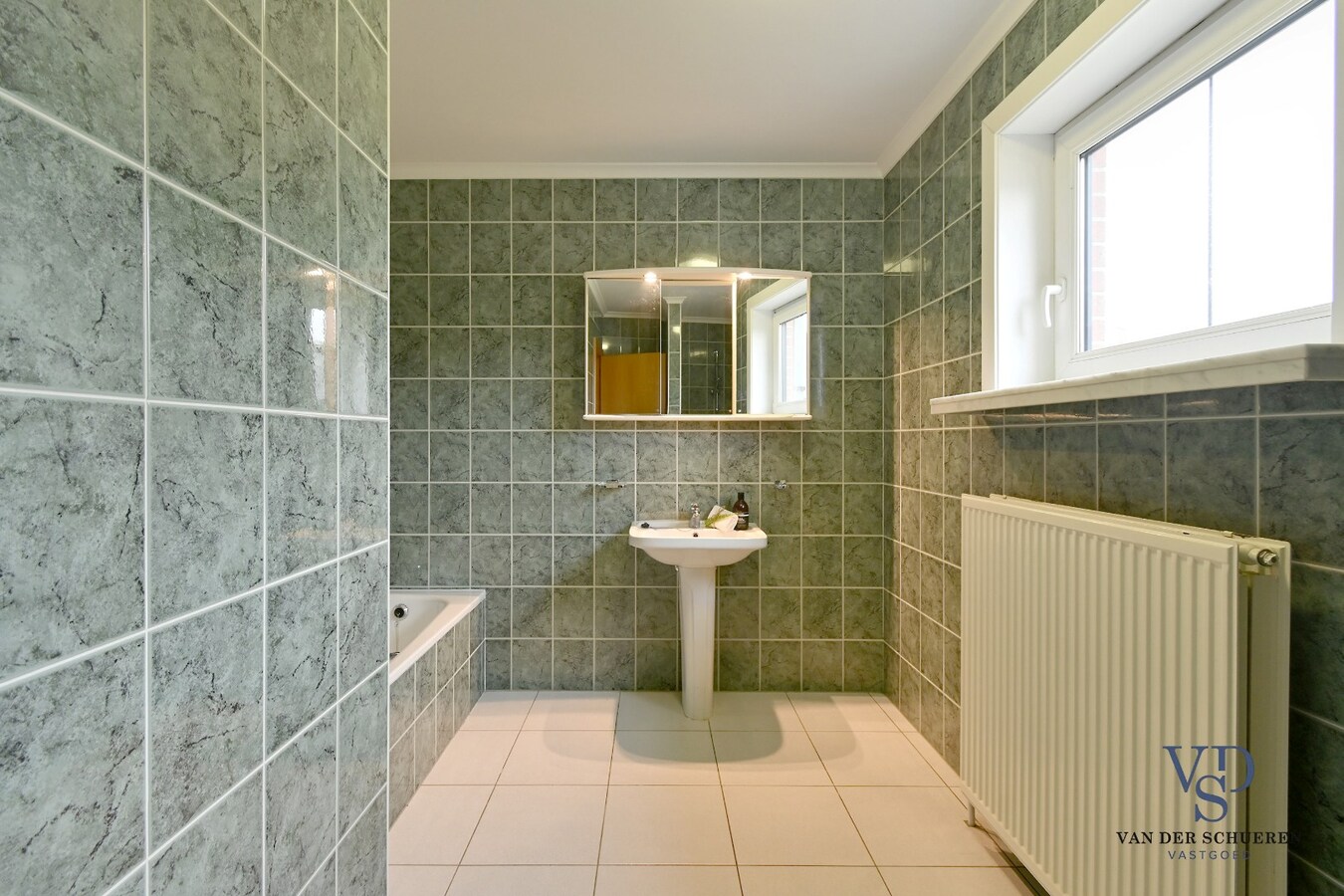 Tijdloos en ruim (> 300 m²) wonen. 