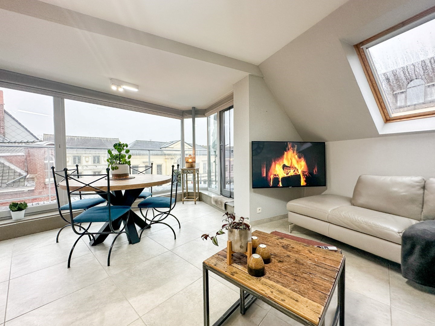 Instapklaar 2-skp appartement met zalig zonneterras, Torhout 