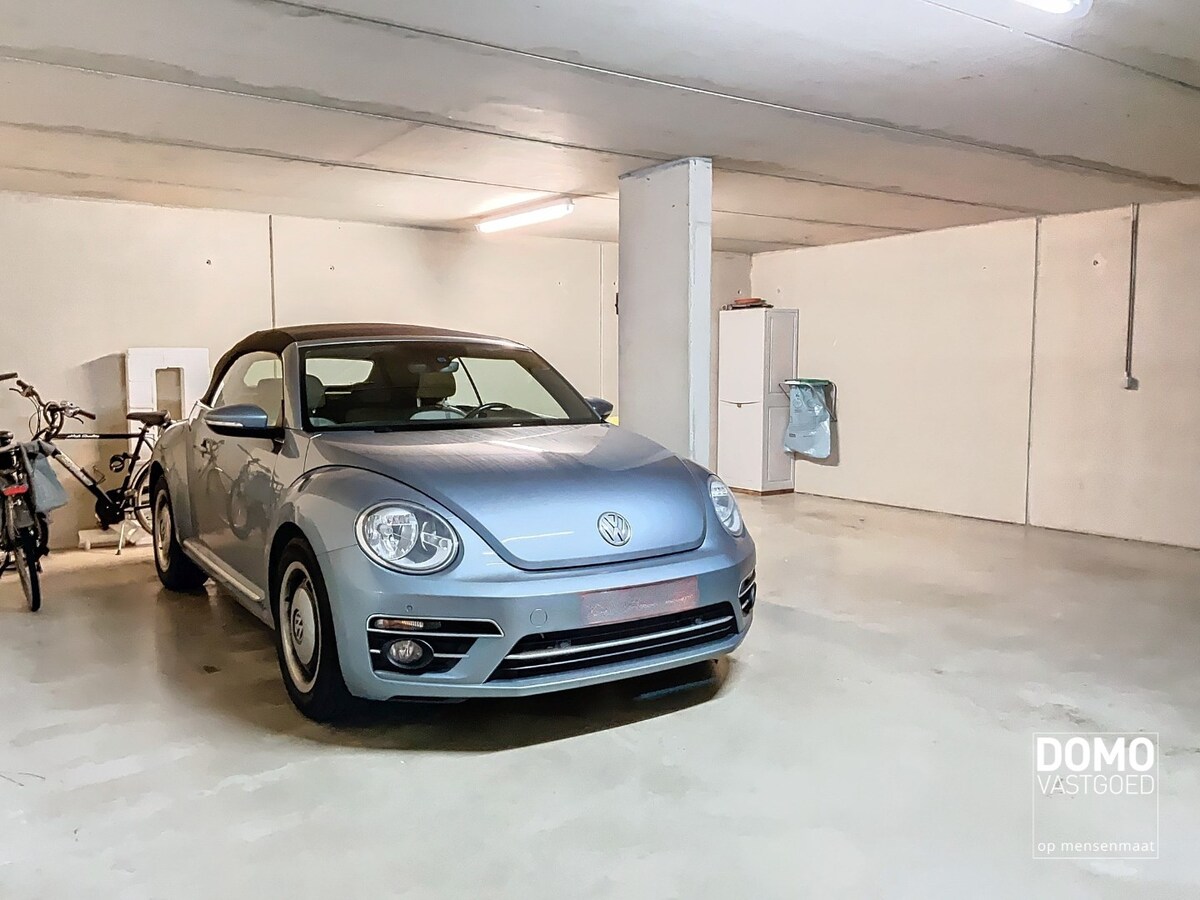 Knap en ruim appartement in het centrum van Kermt, inclusief een buitengewoon terras. 