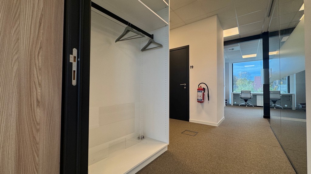 Mooi ingerichte kantoren te huur op zichtlocatie in Sint-Martens-Latem