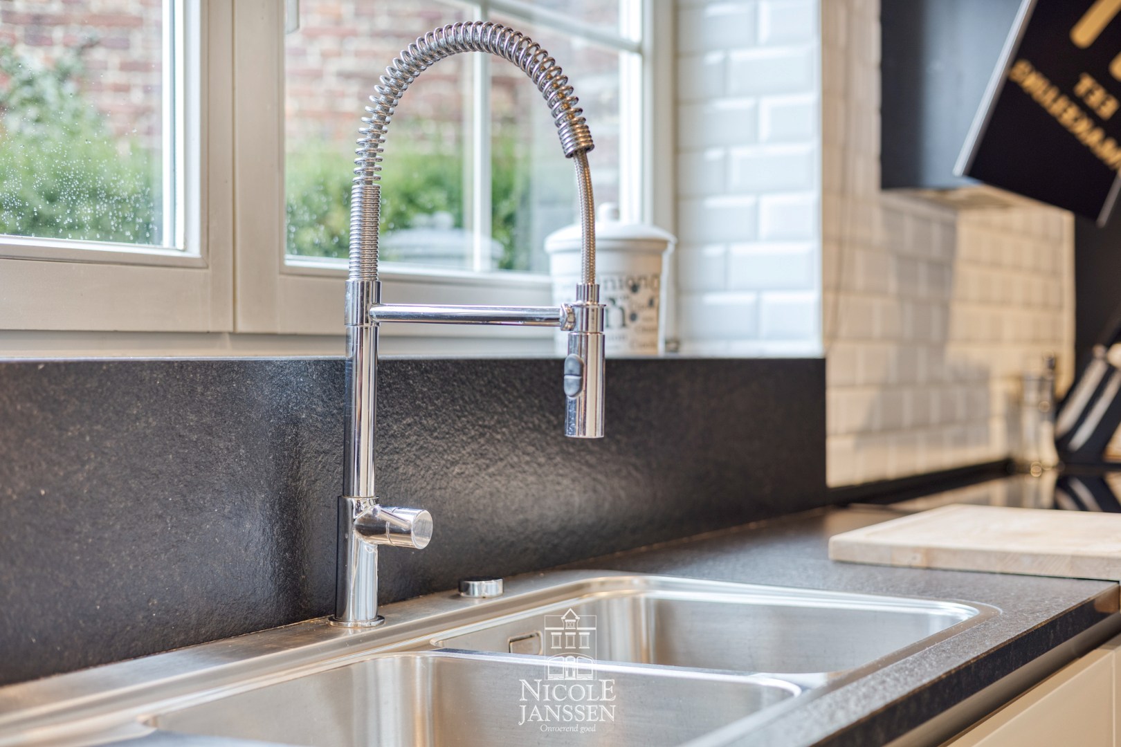 Volledig ingerichte luxe keuken