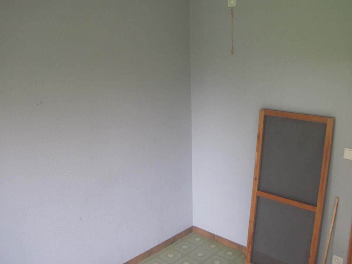 Degelijke gelijkvloerse woning. 