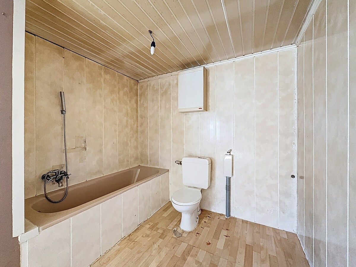 Te renoveren/te slopen handelshuis op 11 are te Sint-Antelinks 