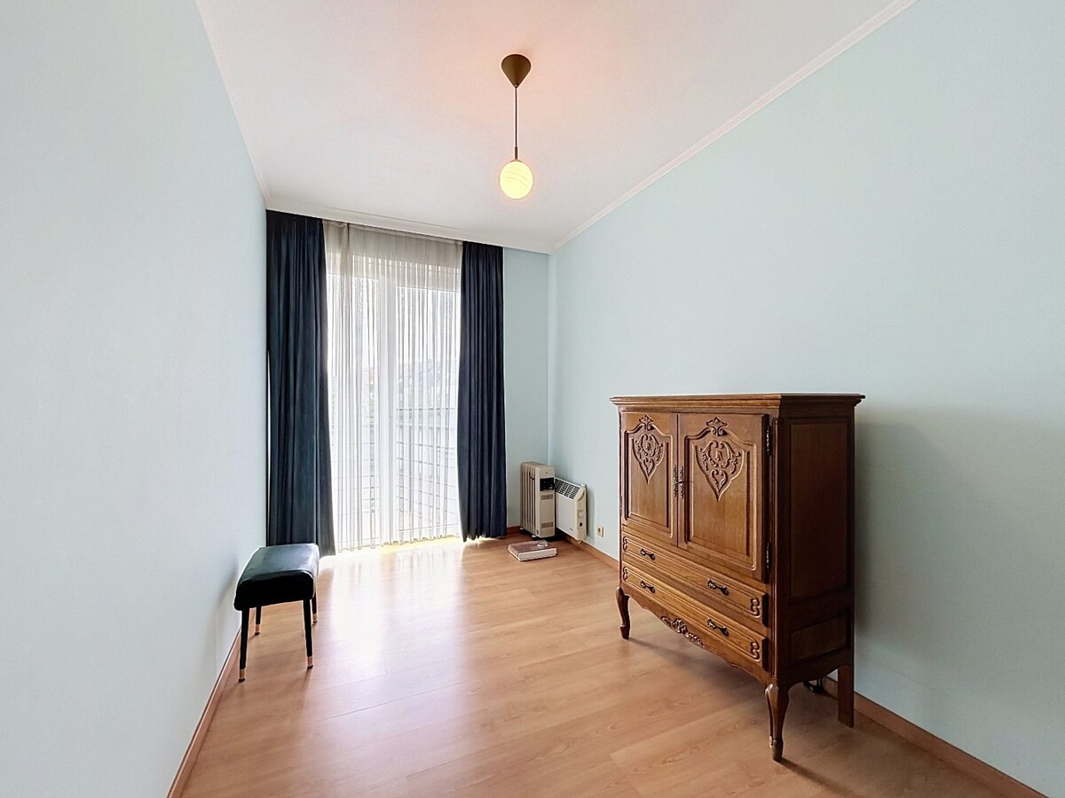 Energiezuinig tweekamerappartement met garage centrum Zottegem 