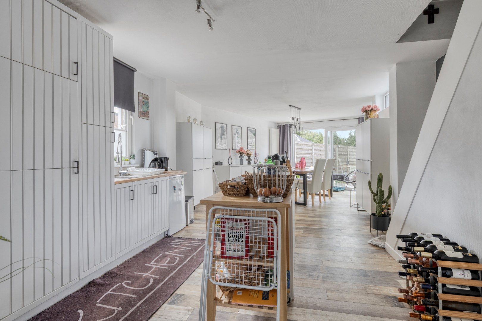 Charmante woning met 2 slpk. en garage in Mol-Sluis 